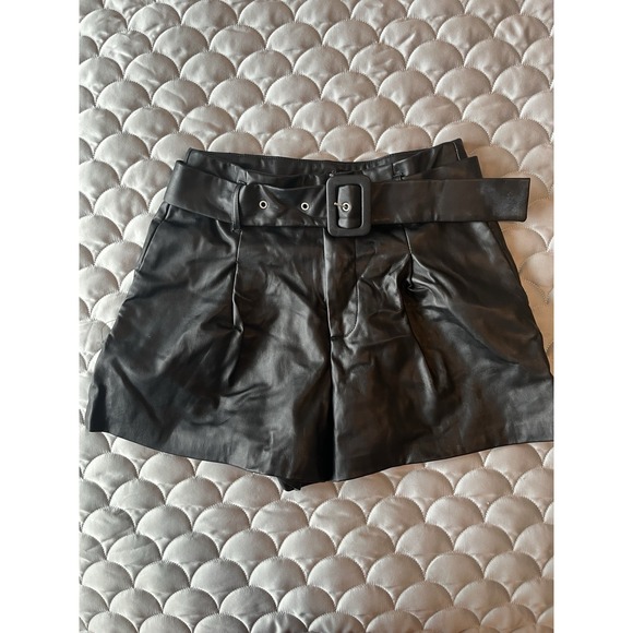 Zara Black Paperbag Style High Waisted Belted Faux Leather Mini Shorts Size Sm - Picture 3 of 7